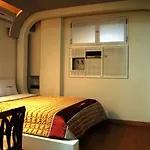 Plex Hotel