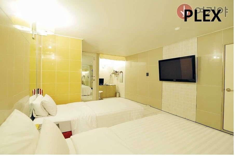 Plex